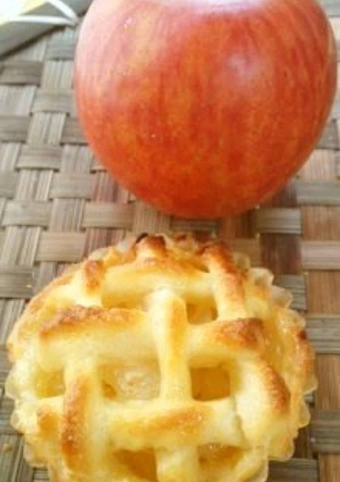 A picture of Easy and Authentic Crispy Pie Crust.