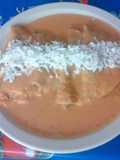 Enchiladas rojas rellenas de champiñones y atún