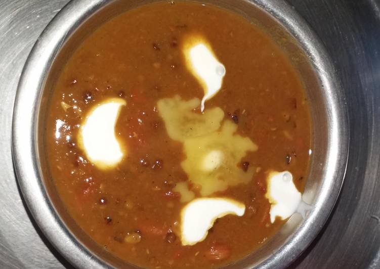 Steps to Prepare Quick Maah Rajma Dal Makhni