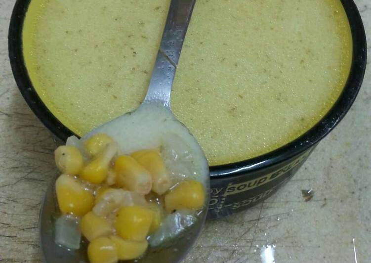 طريقة عمل شوربة الذرة