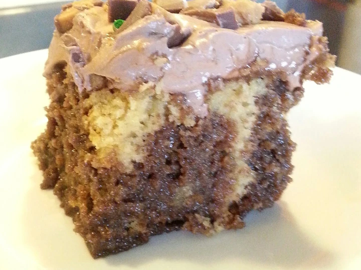 Recipe Chocolate Peanut Butter Poke Cake the  Makes Drooling So Delicious