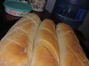 Una foto de pan casero con levadura fresca