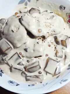 A picture of Coffee Jelly Salad ?.
