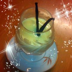 A picture of Sig's Oma's Dutch Advocaat (Eggnog/Eier Likoer).