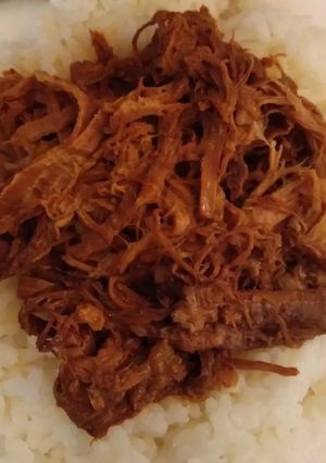 A picture of Crockpot Collection: Chinese-Inspired Peachy Pulled Pork.