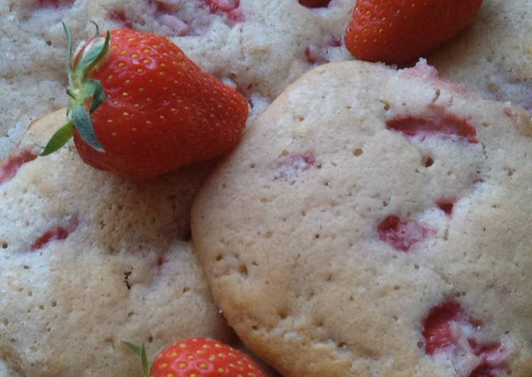 Vickys Strawberries &amp; Cream Cookies, GF DF EF SF NF