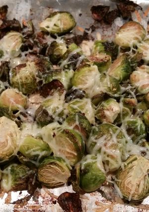 A picture of Roasted Garlic Parmesan Brussel Sprouts.