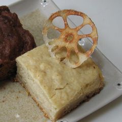 White Lotus Root Cake A picture of White Lotus Root Cake.