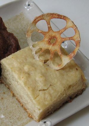A picture of White Lotus Root Cake.