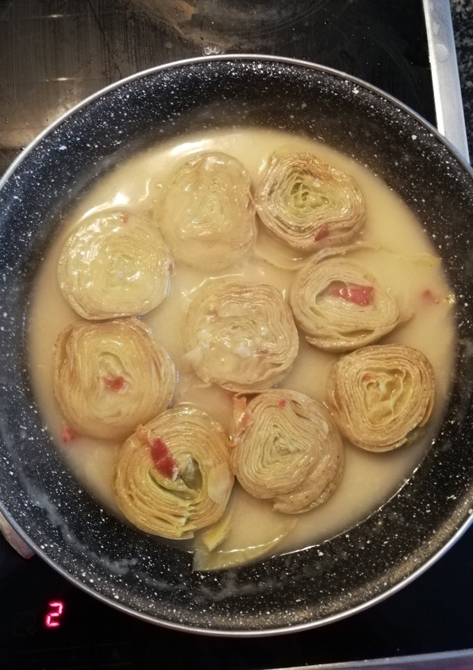 Una foto de Alcachofas con jamón