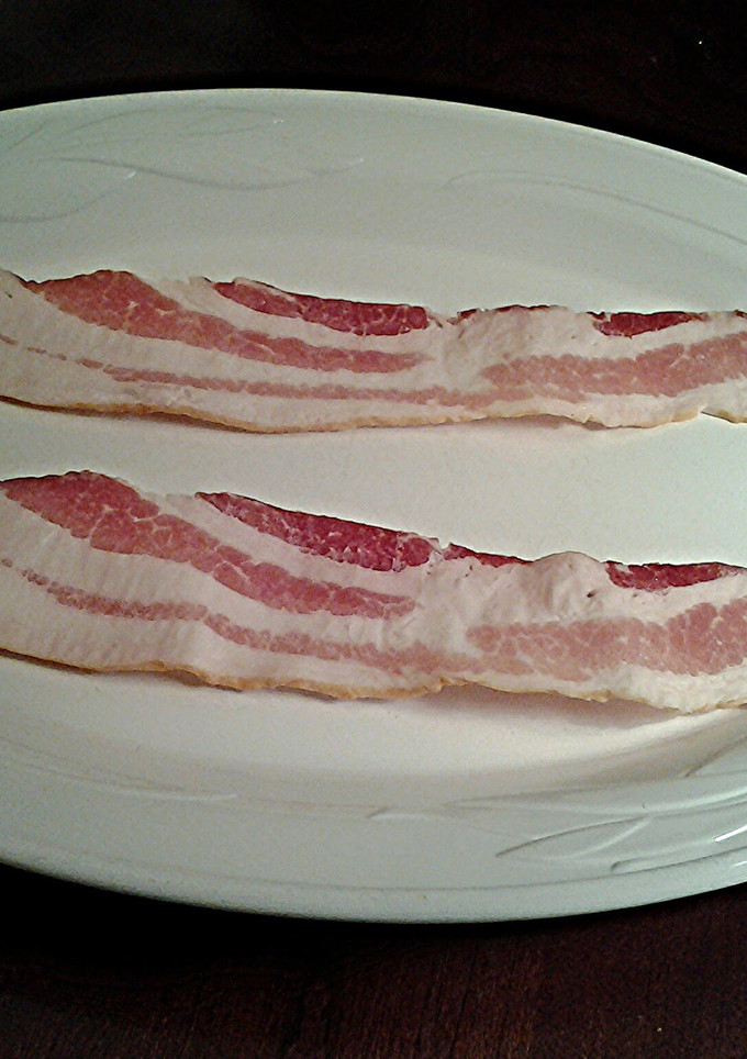 A picture of Bacon, Individually Freezing Slices.