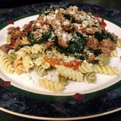 A picture of Sausage & Spinach Pasta.
