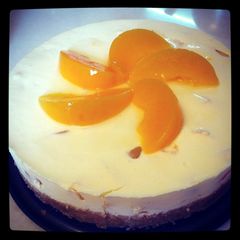 A picture of No bake cheese cake.