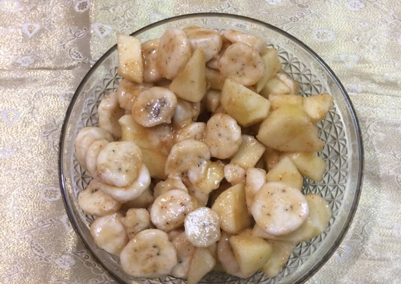 Banana apple salad