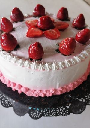 Una foto de Pastel Tres leches de fresa 🍓..!