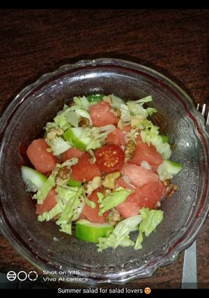 सलाद (salad recipe in Hindi) रेसिपी मुख्य फोटो
