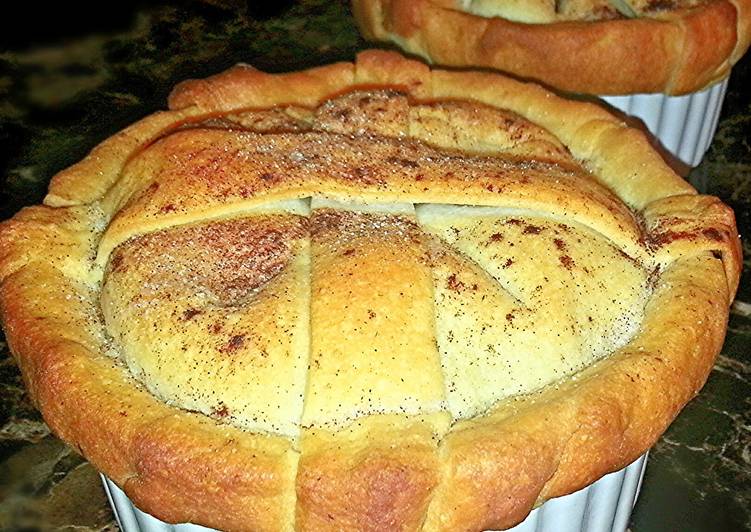 Mike's, "Easy As Pie!" Mini Apple Pies Mike's, "Easy As Pie!" Mini Apple Pies