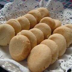 A picture of Easy Just-Mix Almond Cookies.