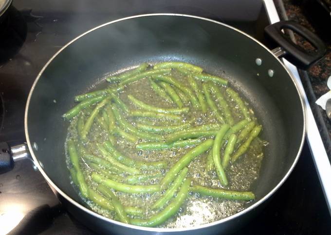Simple Way to Prepare Favorite Greek Green Beans