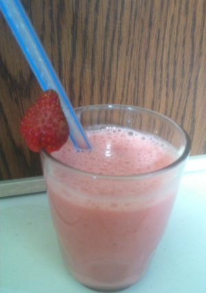 A picture of Strawberry-Banana Sour Smoothie.