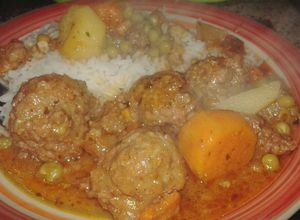 Una foto de Estofado de albóndigas