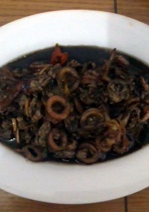 A picture of Black Squid.