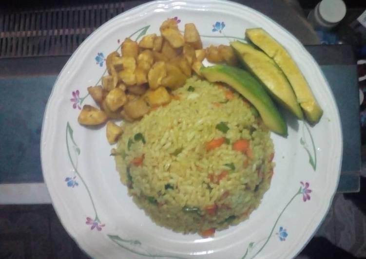 Fried coconut rice