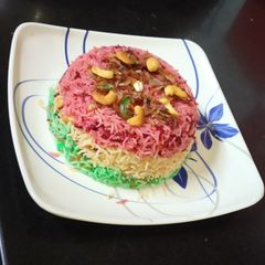 A picture of Navratan pulao.