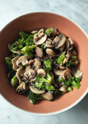 Foto resep Tumis brokoli jamur