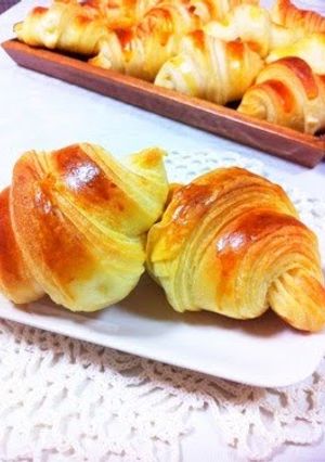 A picture of Light and Fluffy Croissants.