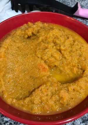 Una foto de Salsa de Tomate y Zapallo Italiano (casera)
