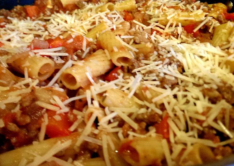 Steps to Prepare Homemade One Pot Pasta: Chicken Rigatoni