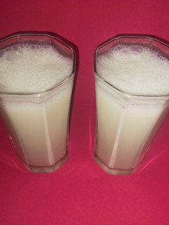 லஸ்ஸி (Sweet Lassi recipe in Tamil) செய்முறை முக்கிய புகைப்படம்