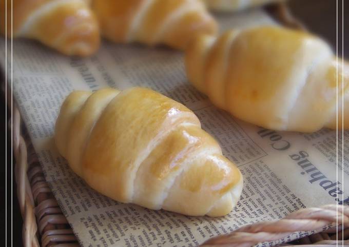 Milky Butter Rolls With Condensed Milk