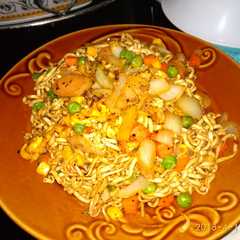 A picture of Mie goreng lada hitam.