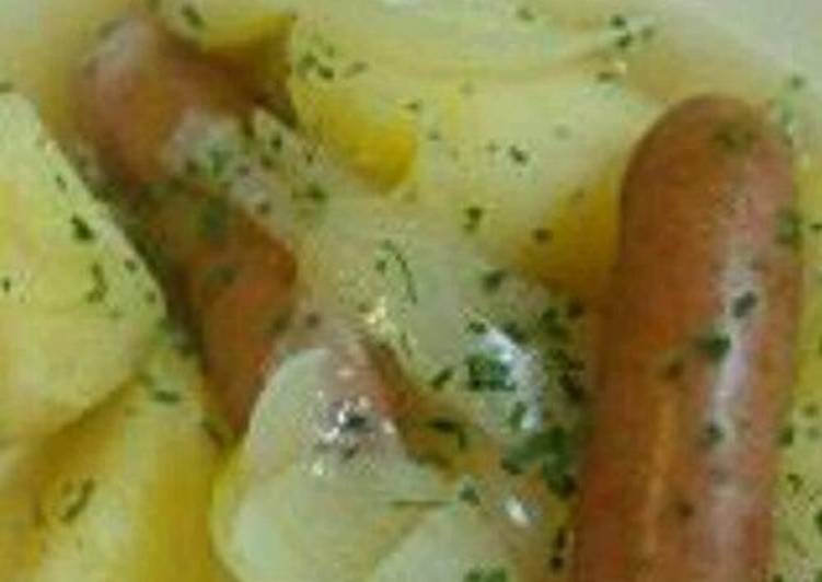 Easy Simmered Potatoes with Wiener Sausages