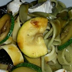 A picture of Sig's Pasta Salad with Courgettes and Goats Cheese.