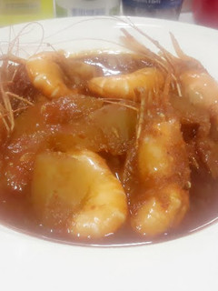 A picture of Watermelon's shell Ragout with fish and shrimps.