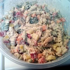 A picture of delicious tuna salad.