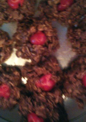 A picture of No bake cookies.