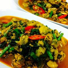 A picture of Kanya 's Mussels in Hot Basils.