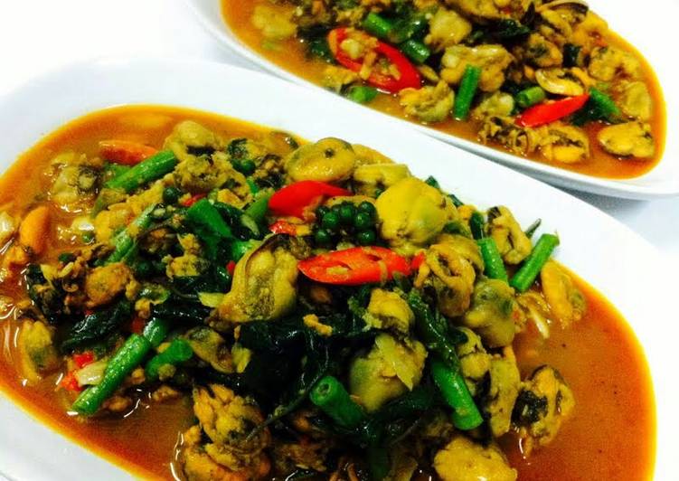 Recipe of Appetizing Kanya 's Mussels in Hot Basils