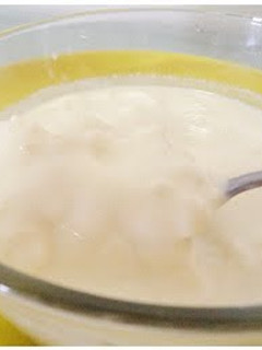 A picture of Homemade Vanilla and Lemon Yogurt.