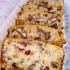 A picture of No Flour Okara Pound Cake.