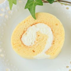 A picture of Easy and Chewy Rice Flour Roll Cake (with 3 Ingredients).