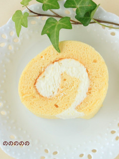 A picture of Easy and Chewy Rice Flour Roll Cake (with 3 Ingredients).