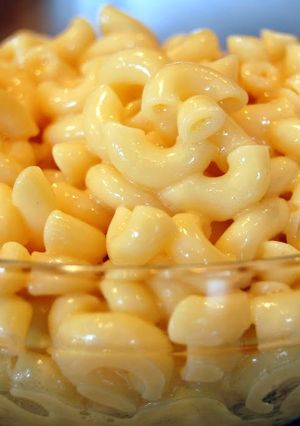 A picture of Easy stove top macaroni & cheese.
