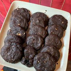 A picture of Milk chocolate cookies.