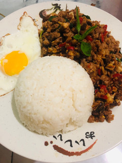 泰式打拋豬飯 的食譜成品照片