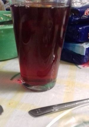 Una foto de Agua fresca de jamaica natural